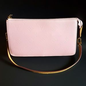 Pink LV Vernis